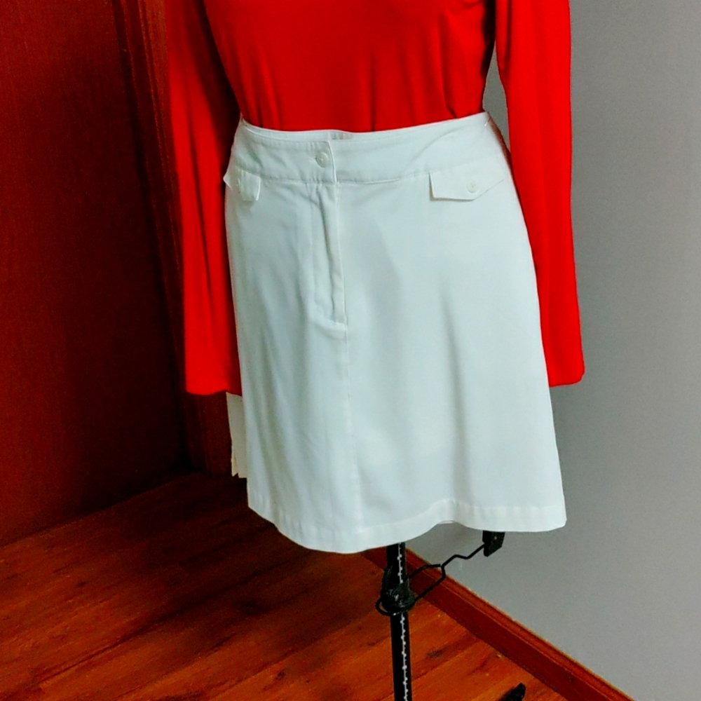 Golf skort, size 12, white